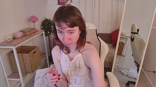 Naomi_Evermore webcam