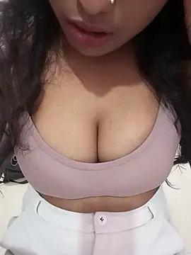 Sexy_kavya67 webcam