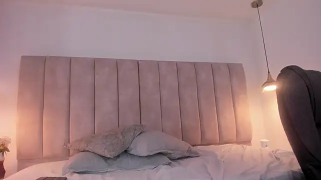 Zoe_and_Liam webcam