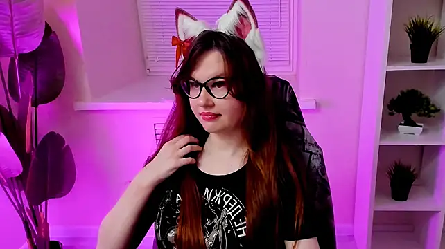 CarolGiggly live cam on StripChat