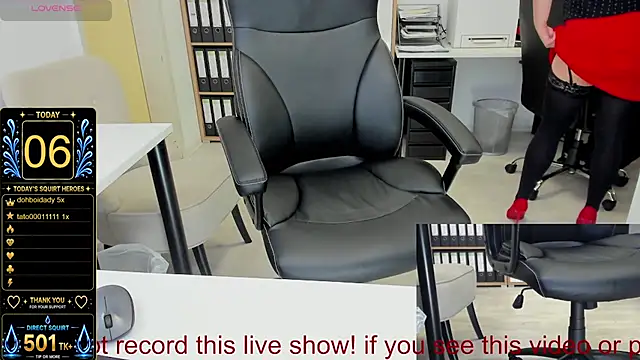 squirt_milf_viktoria webcam