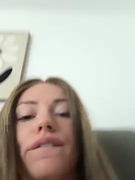 kittyccc live sex cam