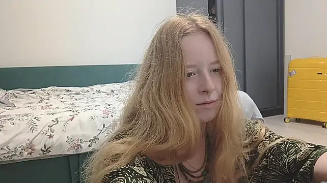 KateVibe_01 webcam