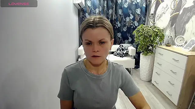 wild_temptation_ webcam