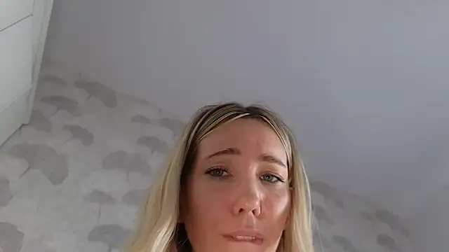 Lurepurr live cam