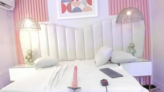 Roseemilf_