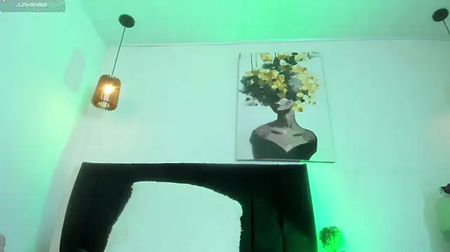 dolly_zoe webcam