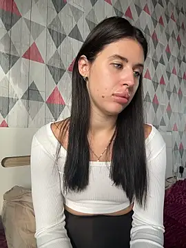 Lira_Fayeee webcam