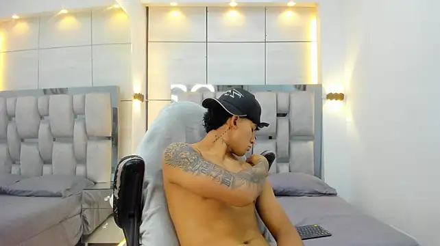 Ruslan_marcel webcam