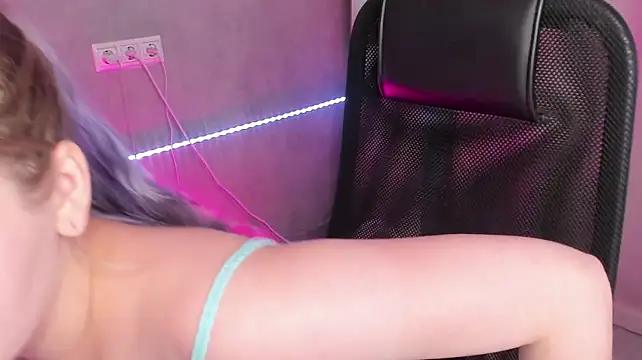 Alisa_Allison webcam