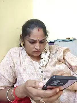 vanithasree505 webcam