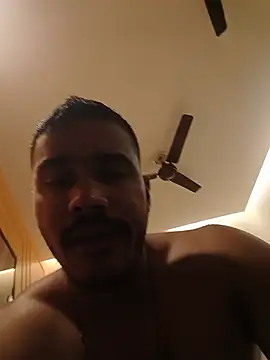 Mrgill09 webcam