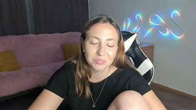 GyrlCool webcam