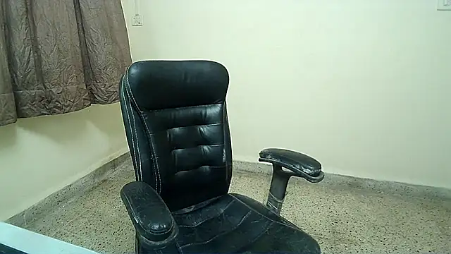 Kinky_Kumarr webcam