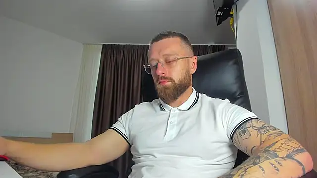 Findom_guy webcam