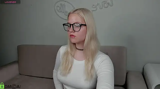 Velvet-Lun webcam