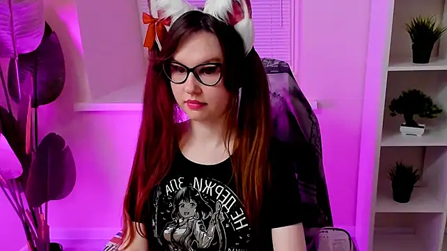 CarolGiggly live cam on StripChat