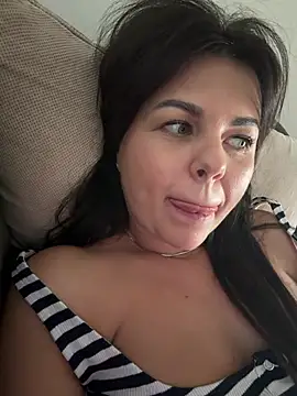 Lana_Brook webcam