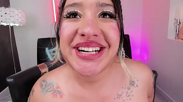 miss_danika webcam