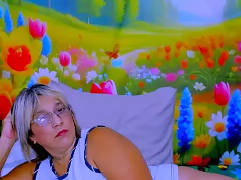 indianroxy webcam