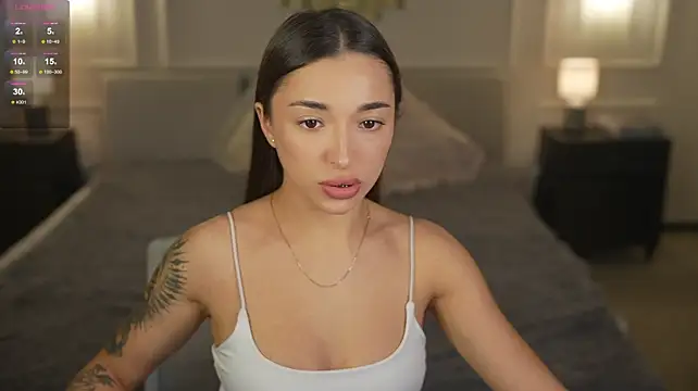 Luna_secretgirl webcam
