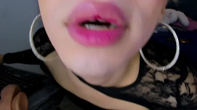 valentinee_xo webcam