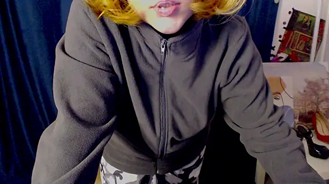 Judith_hypnosiss webcam