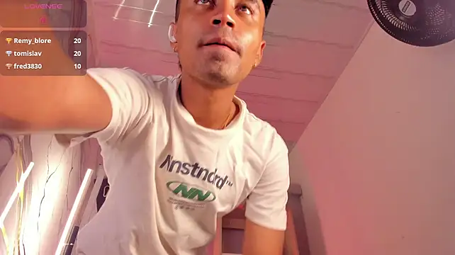 jacobJohns_ webcam