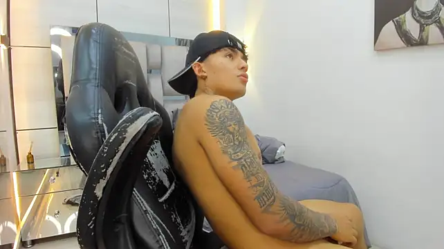 Ruslan_marcel webcam
