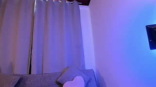 Im_megaan webcam
