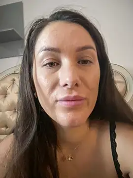 HotXMom_ webcam