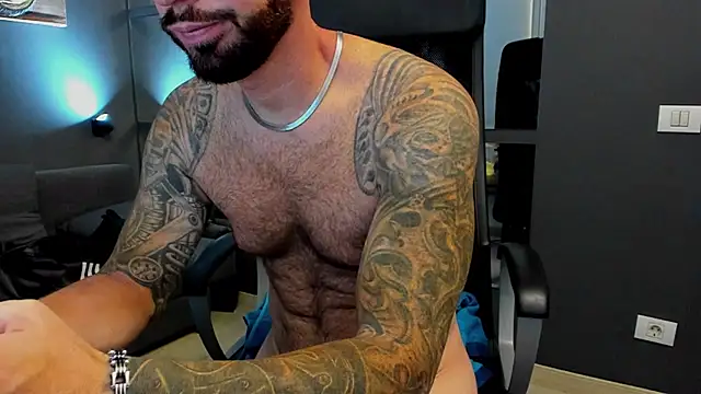 AronGrant webcam