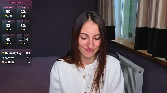 Missis_Sofiia webcam