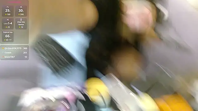 Lunasquirt1985 webcam