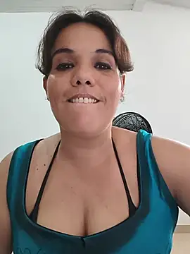 Bellapotencia1985 webcam