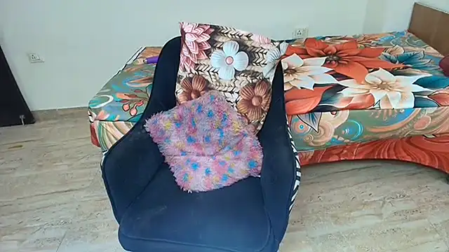medowrainn webcam