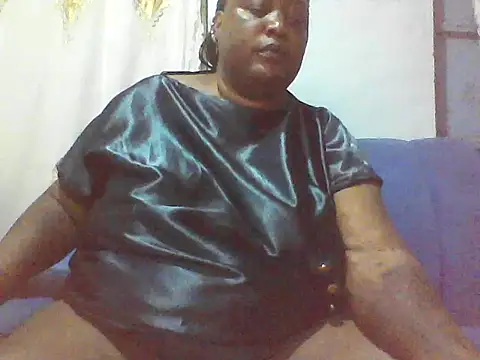 fat_ebonyqueen webcam