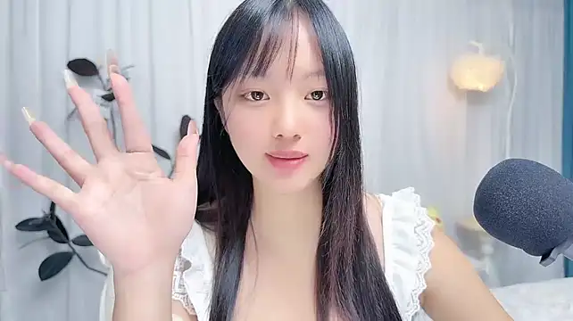 Winnie666999 webcam