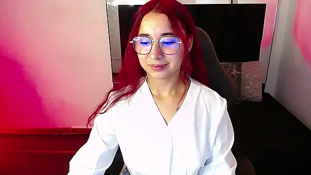 Lyrarose__ webcam