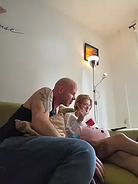 Badbitch_German_Badass webcam