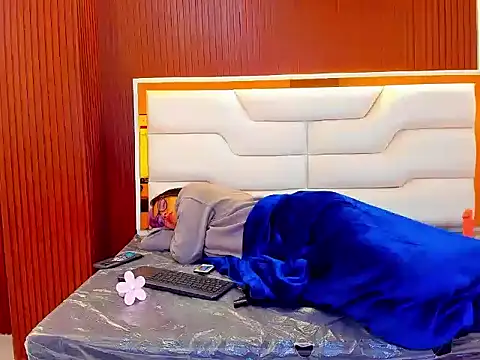 BurturyVampireVS webcam