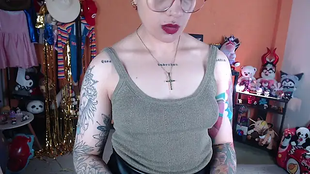 MissMiia2 webcam