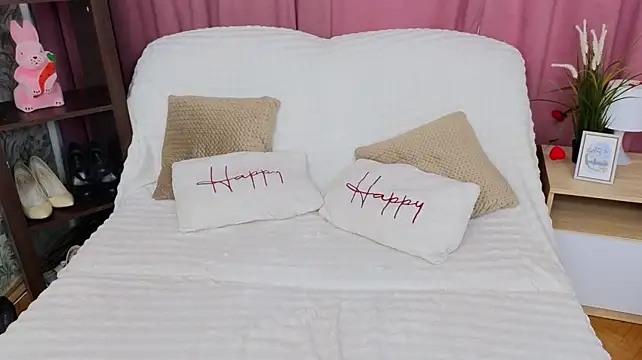EmilyCuper_ webcam