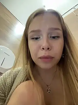 Liza_risky Live Webcam on Stripchat
