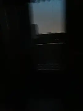 BongQueen9 webcam