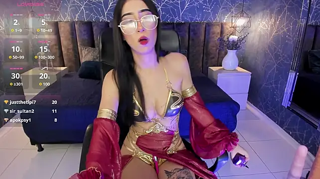 renatamonts live cam on StripChat