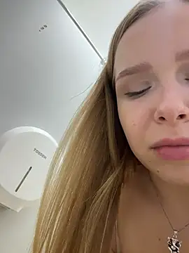 Liza_risky webcam