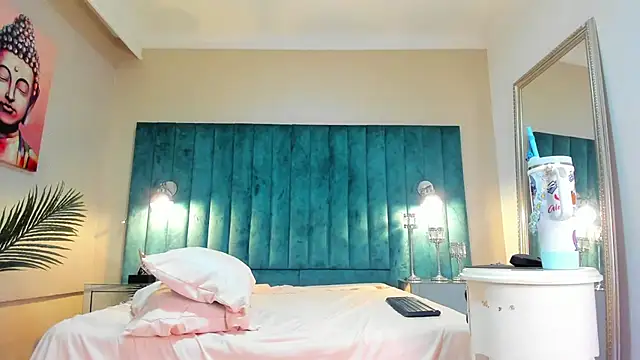 jasmine_saenz webcam