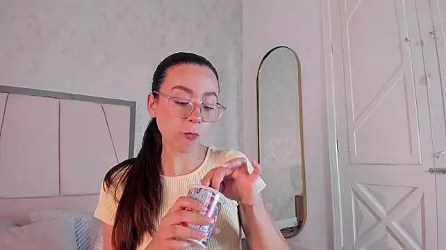 Arii_wilde live sex cam