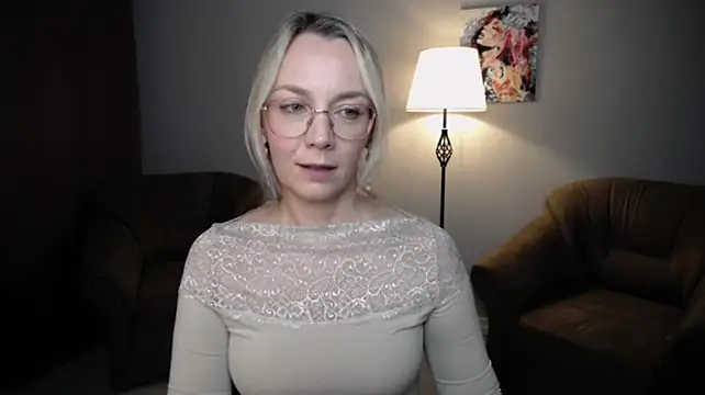 Ava_Elior webcam